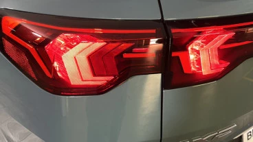 BMW iX2 xDrive30