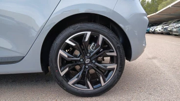 Renault Clio techno Eco-G 100cv (74kW)