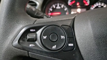 Opel Grandland X 1.2 Turbo Selective