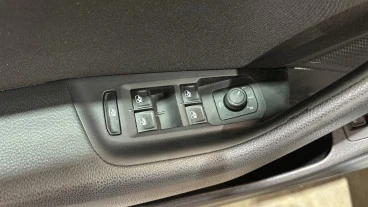 Volkswagen Passat Business 2.0 TDI 110kW (150CV)