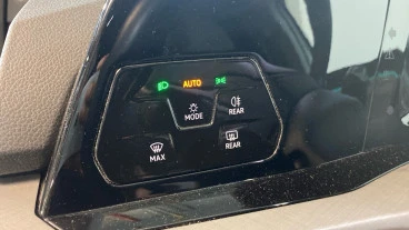 Volkswagen Golf Life 2.0 TDI 85kW (115CV) DSG Variant