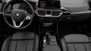 BMW X3 sDrive18d xLine