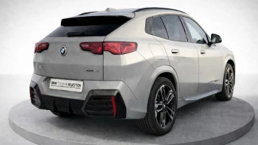 BMW iX2 xDrive30