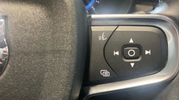 Volvo XC40 2.0 B3 G Core Auto