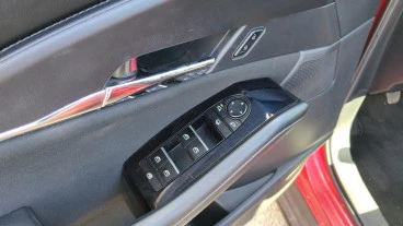 Mazda CX-30 2.0 90 kW 2WD Zenith (sin Pack Bose)