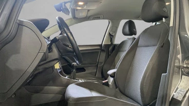 Volkswagen Golf Advance 1.0 TSI 85kW (115CV)