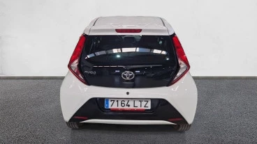 Toyota Aygo 1.0 70 x-play