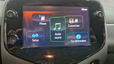 Toyota Aygo 1.0 70 x-play