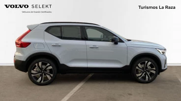 Volvo XC40 2.0 B3 G Plus Dark Auto