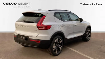 Volvo XC40 2.0 B3 G Plus Dark Auto