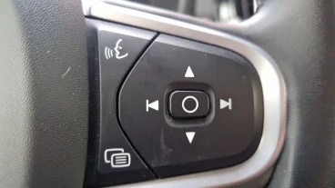 Volvo V60 2.0 B4 (D) Momentum Pro Auto