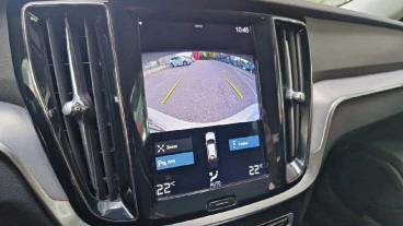 Volvo V60 2.0 B4 (D) Momentum Pro Auto