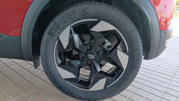 Renault Captur techno Eco-G 100cv (74 kW)