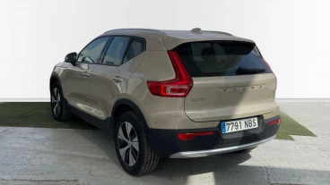 Volvo XC40 2.0 B3 G Core Auto
