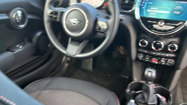 MINI ONE 5 PUERTAS