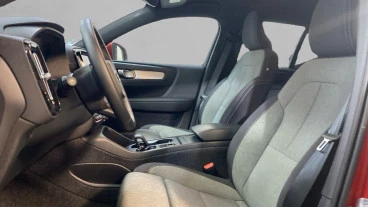 Volvo XC40 2.0 B3 G Core Auto