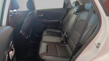 Kia Niro 1.6 GDi HEV 104kW (141CV) Drive