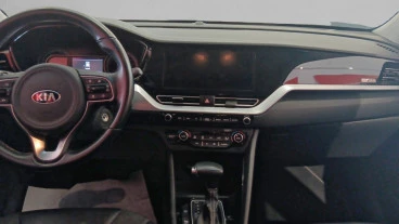 Kia Niro 1.6 GDi HEV 104kW (141CV) Drive