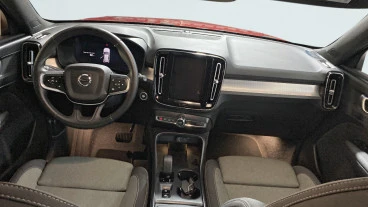 Volvo XC40 2.0 B3 G Core Auto