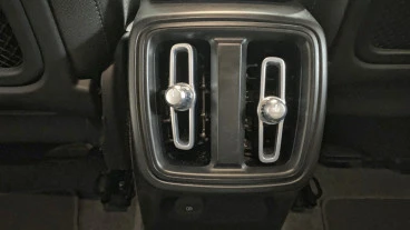 Volvo XC40 2.0 B3 G Core Auto