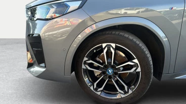 BMW iX2 eDrive20