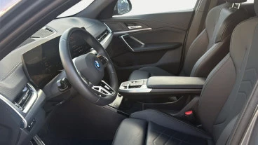 BMW iX2 eDrive20
