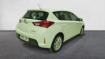 Toyota Auris 90D Active