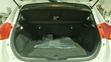 Toyota Auris 90D Active