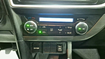 Toyota Auris 90D Active