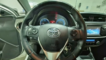 Toyota Auris 90D Active