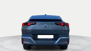 BMW iX2 eDrive20