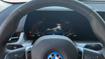 BMW iX2 eDrive20
