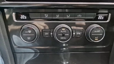 Volkswagen Golf Business & Navi 1.0 TSI 81kW Variant