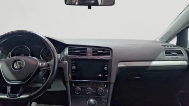 Volkswagen Golf Business & Navi 1.0 TSI 81kW Variant