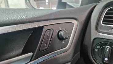 Volkswagen Golf Business & Navi 1.0 TSI 81kW Variant