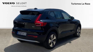 Volvo XC40 2.0 B3 G Essential Auto