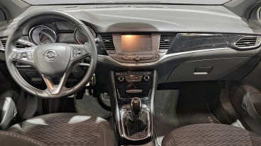 Opel Astra 1.6 CDTi 110 CV Business +