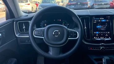 Volvo XC60 2.0 T6 AWD Recharge Core Auto