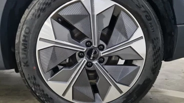 EBRO S700 1.6 TGDI Luxury 7 DCT