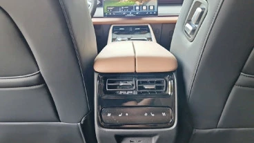 EBRO S900 PHEV 1.5 TGDI 3DHT 4X4 Luxury
