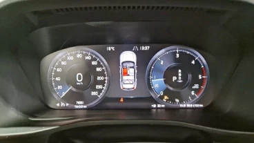 Volvo XC40 2.0 D4 AWD Business Plus Auto