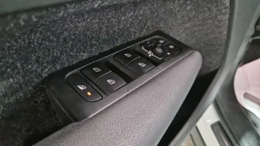 Volvo XC40 2.0 D4 AWD Business Plus Auto