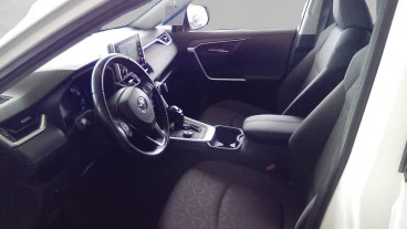 Toyota Rav4 2.5l 220H Advance