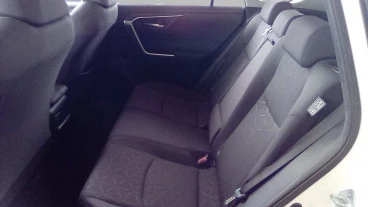 Toyota Rav4 2.5l 220H Advance