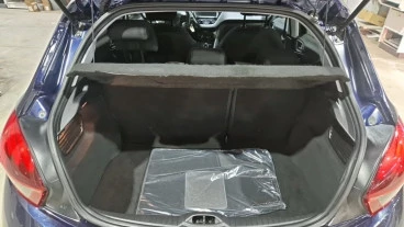 Peugeot 208 5P STYLE 1.2L PureTech 60KW (82CV)