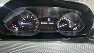 Peugeot 208 5P STYLE 1.2L PureTech 60KW (82CV)