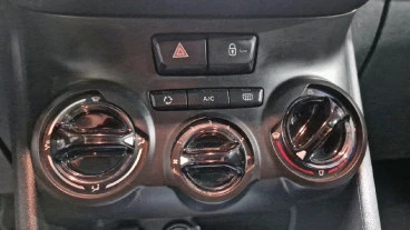 Peugeot 208 5P STYLE 1.2L PureTech 60KW (82CV)