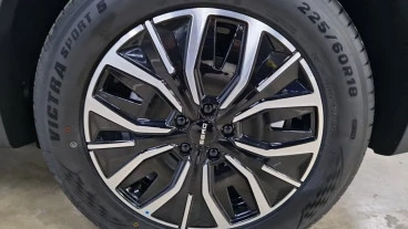 EBRO S700 1.5 TGDI PHEV Luxury E-CVT