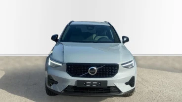 Volvo XC40 2.0 B3 G Plus Dark Auto