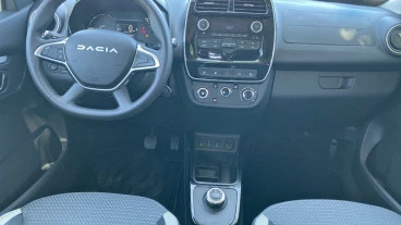 Dacia Spring Essential Electric 33kW (45CV)